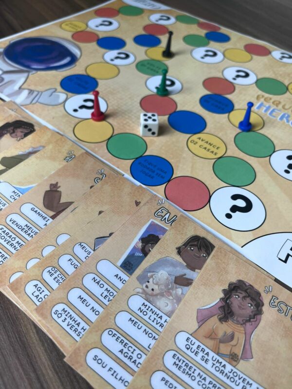 Jogo de Tabuleiro: Quem é o Herói